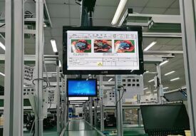 不是能用就行，工业级MES显示屏和商用显示屏根本不是一个领域的东西！