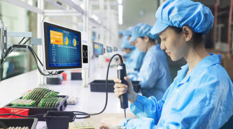 纸质SOP更新难如登天，ESOP工业触摸一体机一键同步轻松解决！