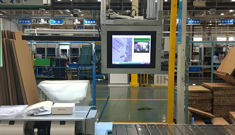 工业触摸屏怕刮花吗？日常使用防护技巧