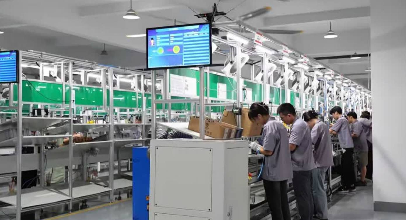 高温车间工控一体机、防水防尘工控一体机怎么选：工控一体机厂家怎么挑